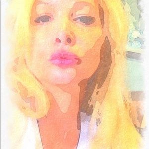 Meet your Posher, Pam